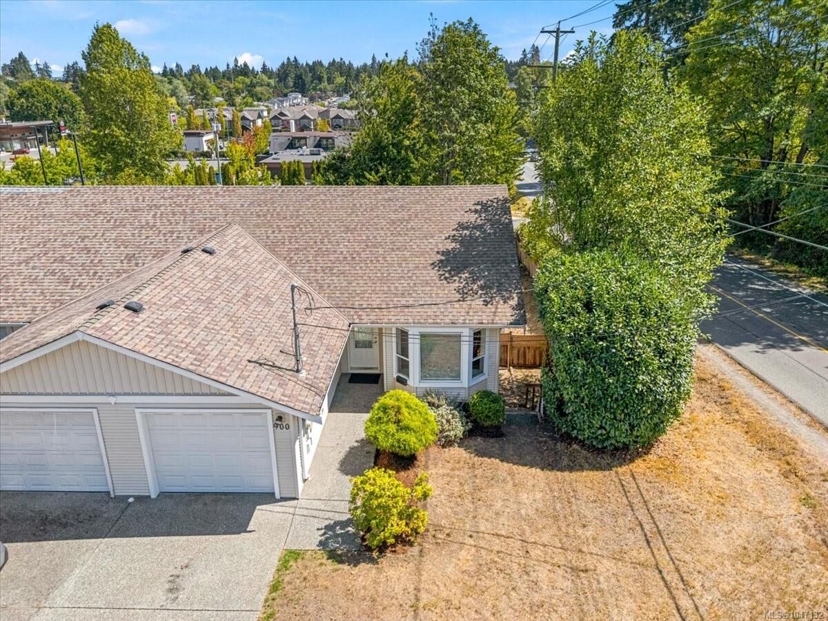 Property Photo: 900 Georgia Ave BC V9R 5W8