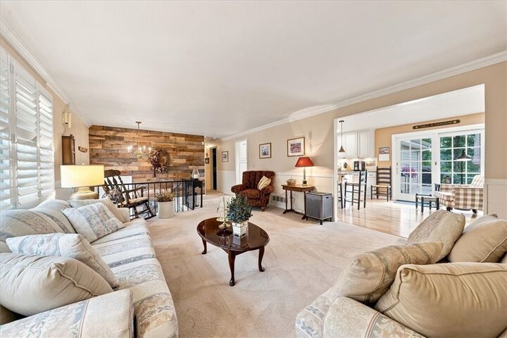 Property Photo: 459 Troutwood Dr PA 15237