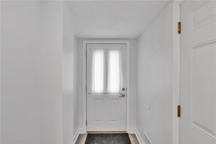 Property Photo: 5018 Hamilton Dr PA 15001