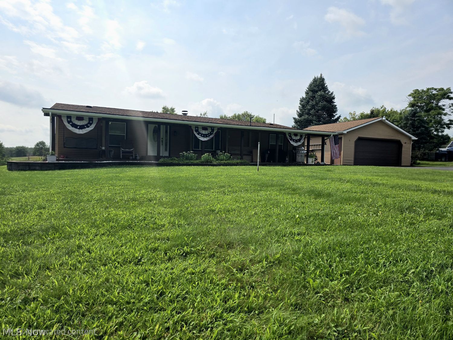 Property Photo:  6845 State Rte 7  OH 44445 