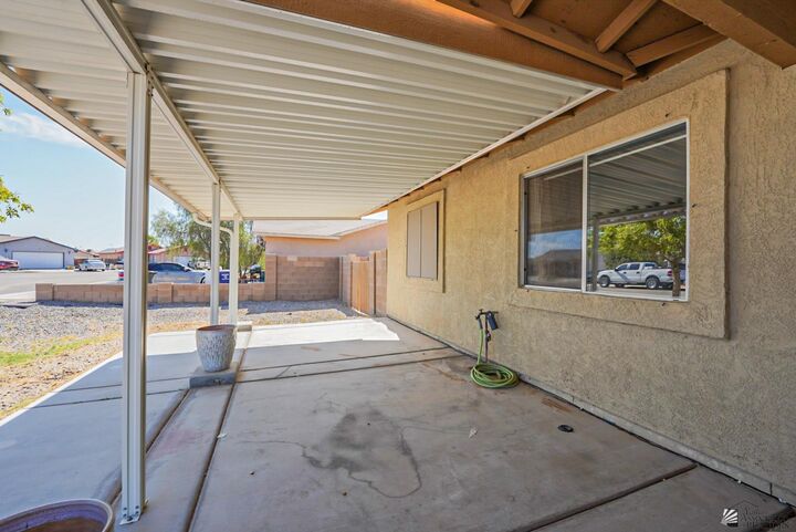 Property Photo:  8701 E 38 Pl  AZ 85365 