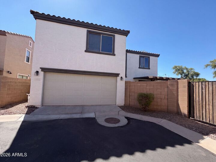 Property Photo: 2856 E Megan Street AZ 85295
