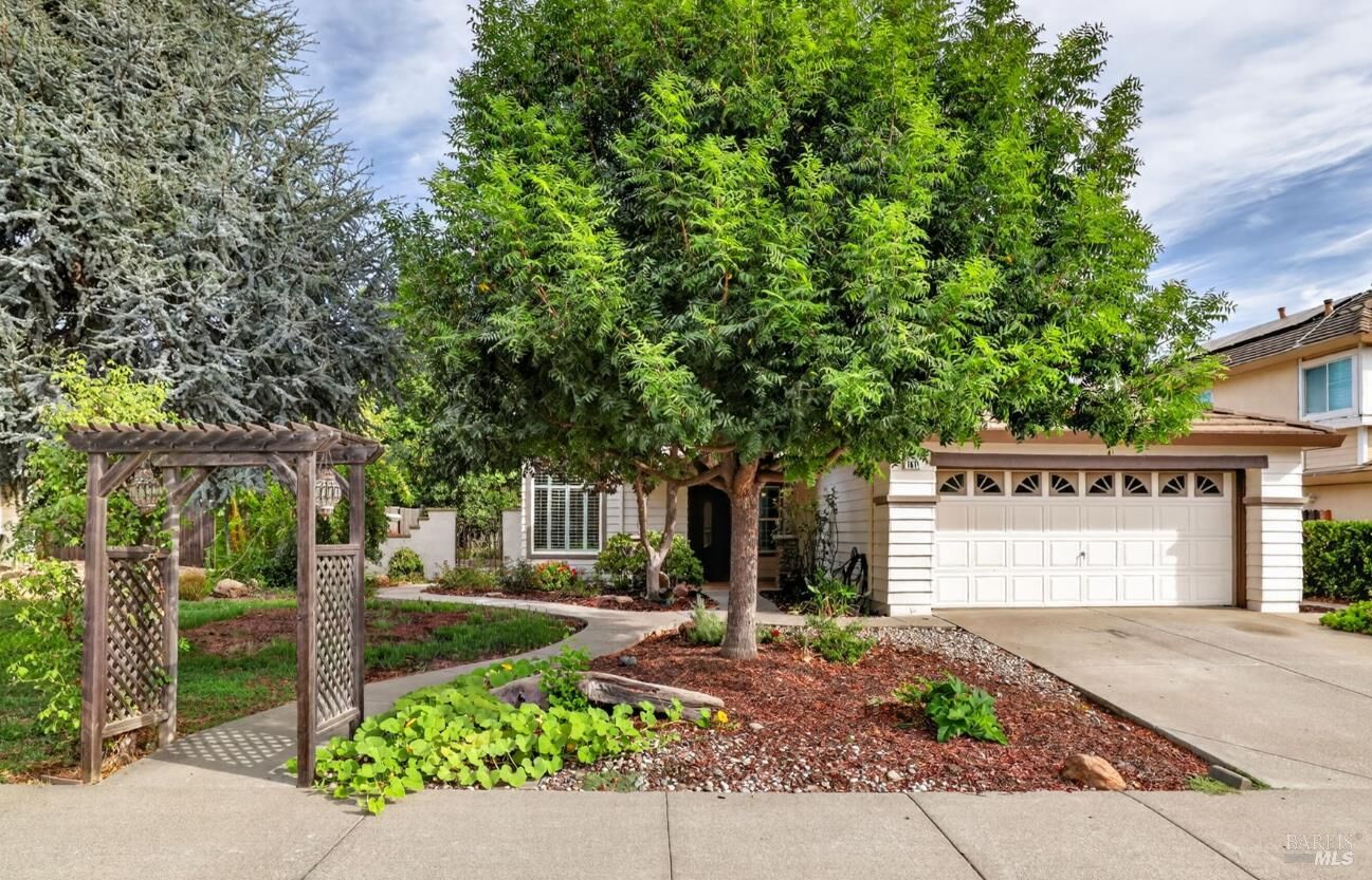 Property Photo:  1610 W H Street  CA 95620 