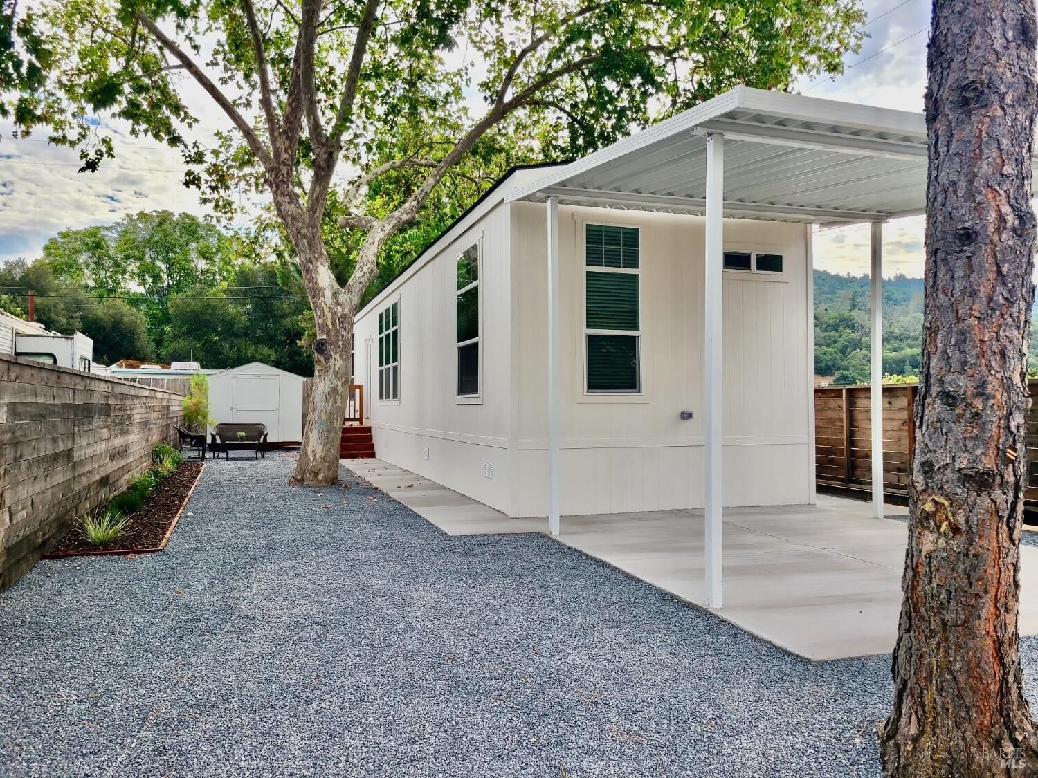 Property Photo: 890 Rockwell Road 1 CA 95425