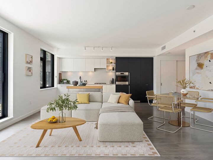 Property Photo: 210 E 5th Avenue 301 BC V5T 0K1