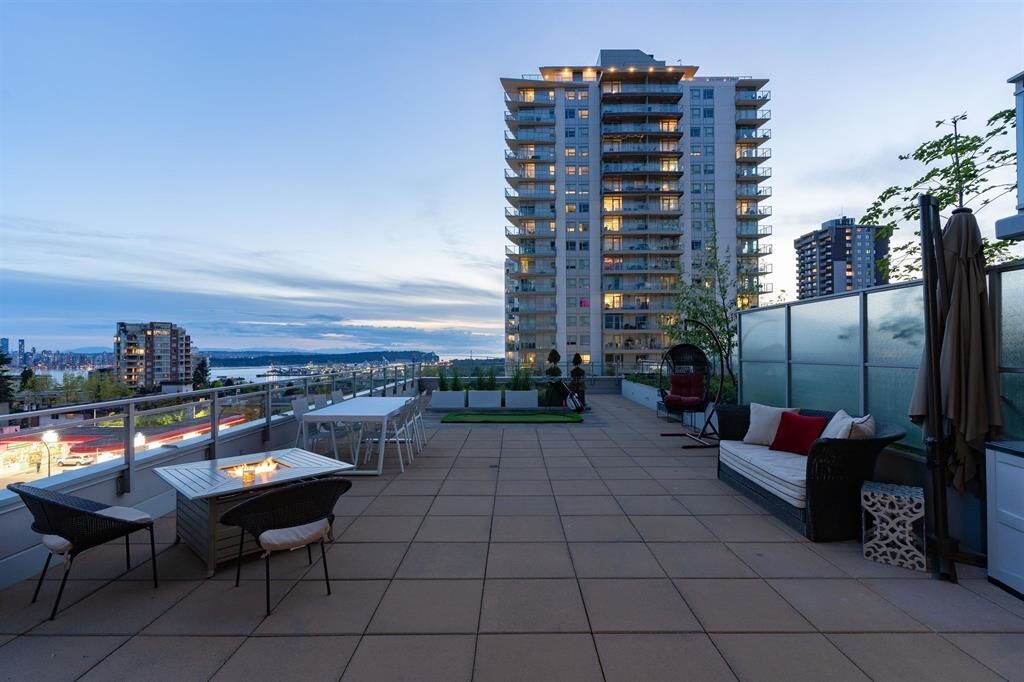 Property Photo: 112 E 13 Street 306 BC V7L 0E4