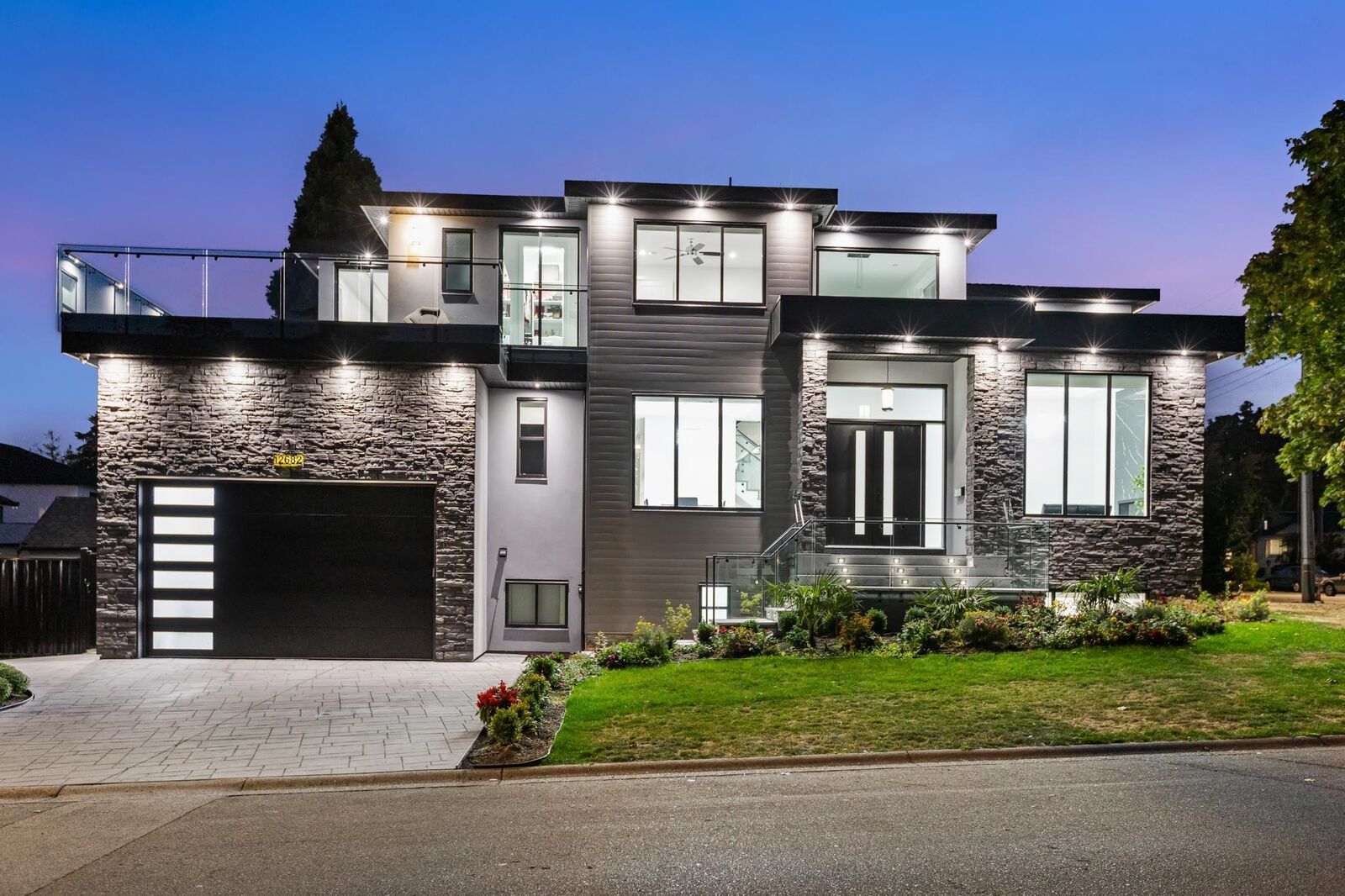 Property Photo: 12682 78 Avenue BC V3W 2X7