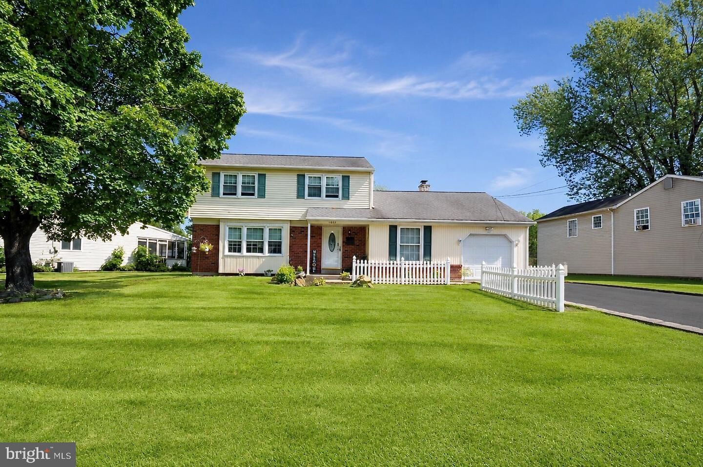 Property Photo: 1091 Log College Drive PA 18974