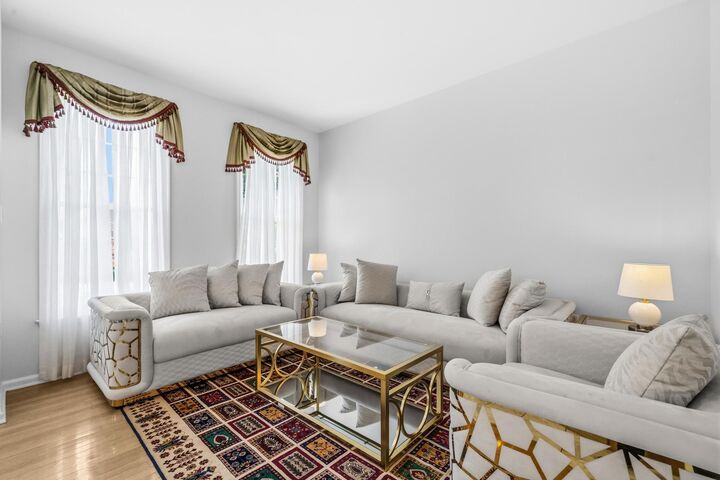 Property Photo:  112 Canfield Hill Drive  MD 20878 