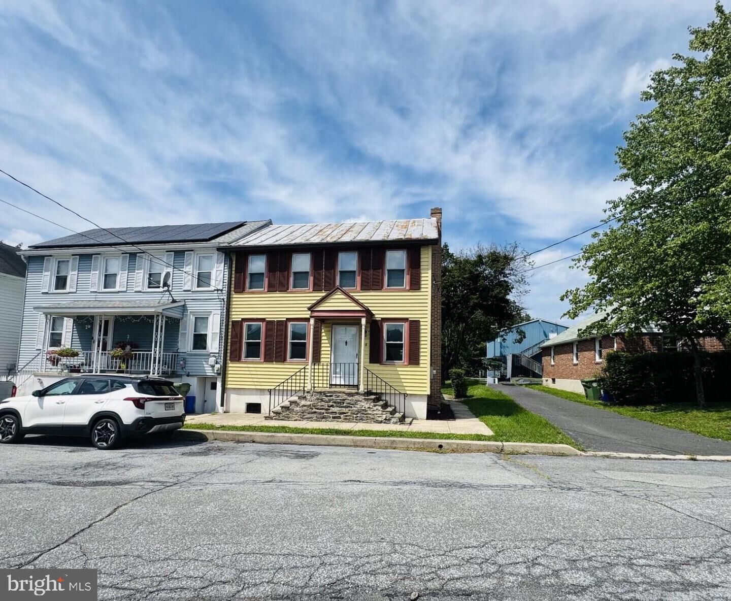 Property Photo:  208 W 2nd Street  PA 19506 