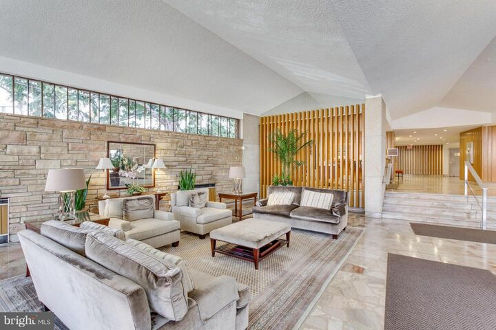 Property Photo:  1200 Nash Street 857  VA 22209 