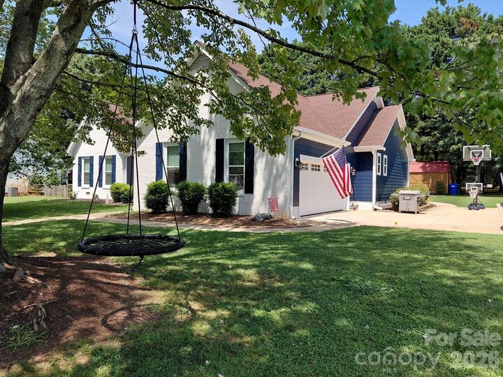 Property Photo:  106 Webbed Foot Road  NC 28117 