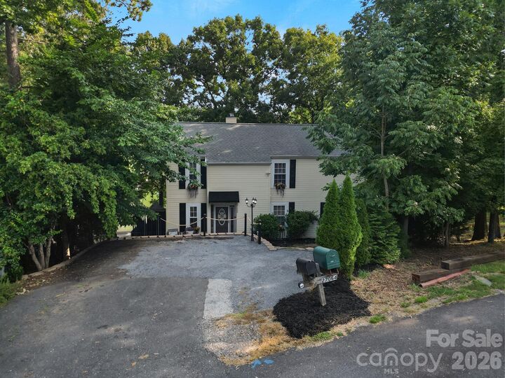 Property Photo: 27059 Catamaran Road 59 SC 29708