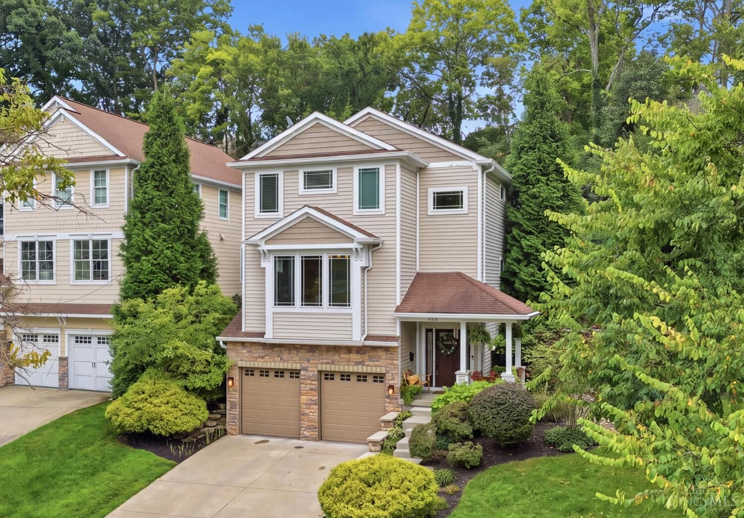 Property Photo: 608 Rushton Road OH 45226