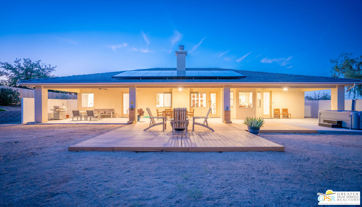 Property Photo: 7514 Sunset Rd CA 92252