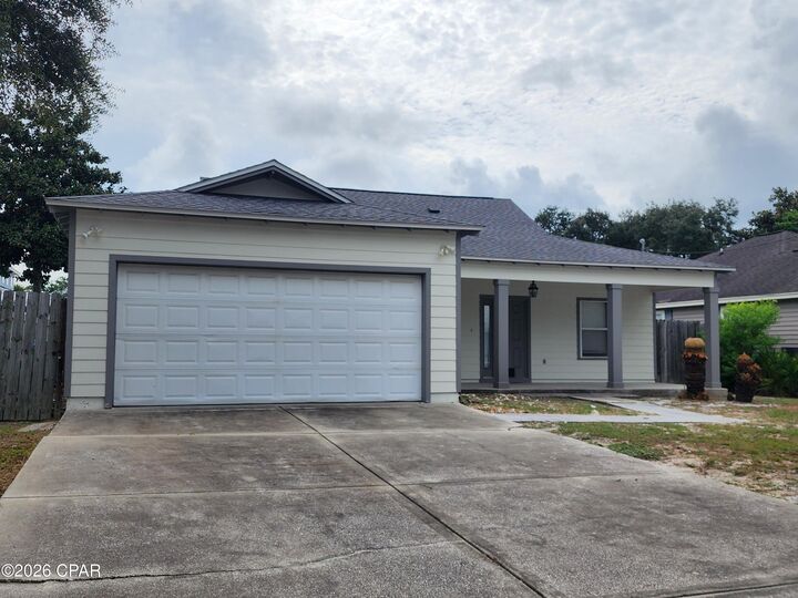 Property Photo: 121 S Wells Street FL 32413