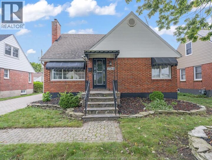 Property Photo: 2584 Chilver ON N8W 2V9