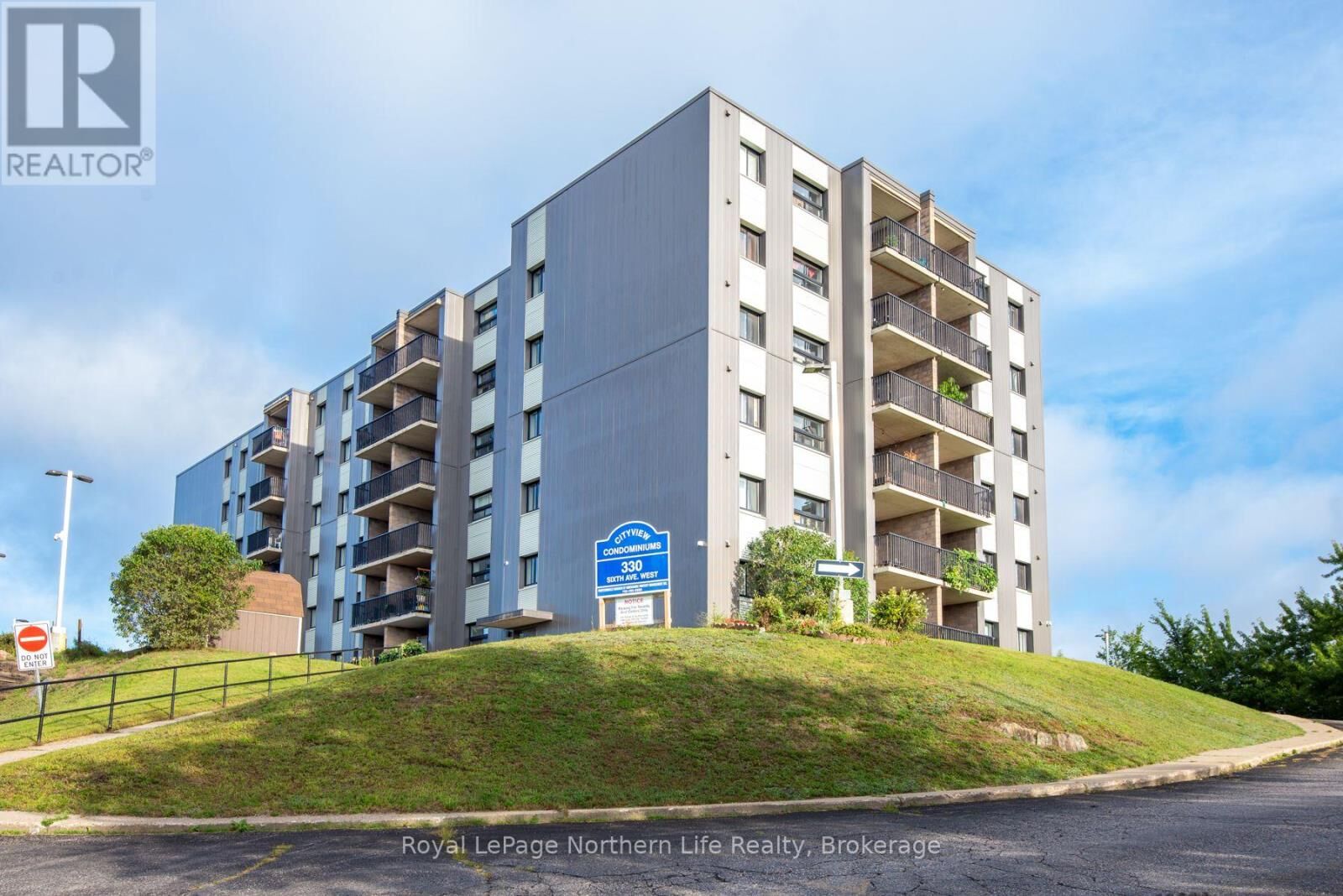Property Photo:  330 Sixth Avenue West 407  ON P1B 9G1 