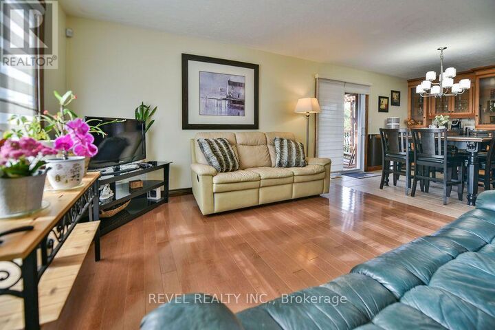 Property Photo:  299 Dorans Road  ON P4N 7C3 