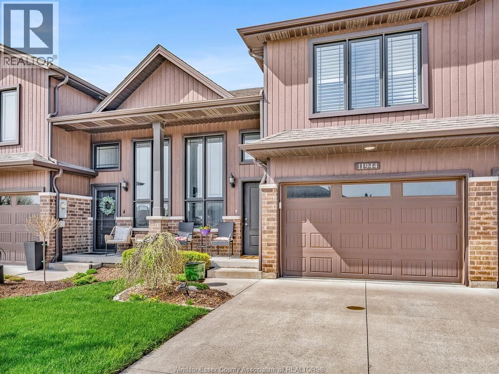 Property Photo:  11944 Thistledown  ON N8P 0B7 
