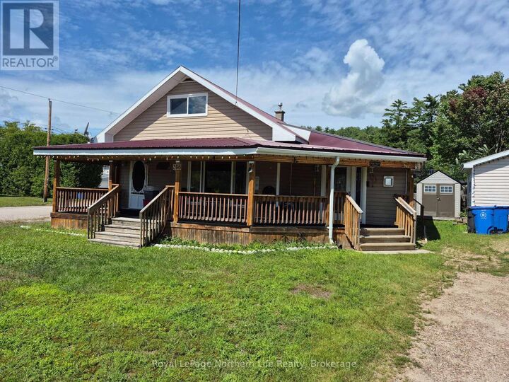 Property Photo:  398 McKenzie Street  ON P0H 1V0 