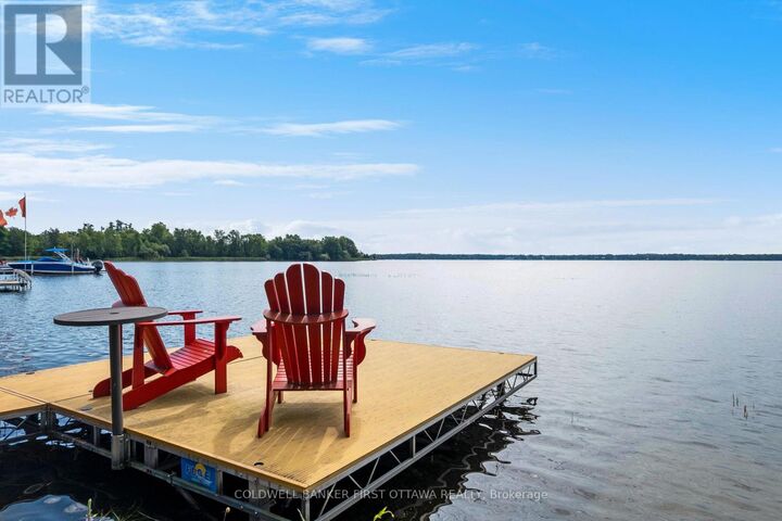 Property Photo: 173 Rideau Street ON K7H 3C7
