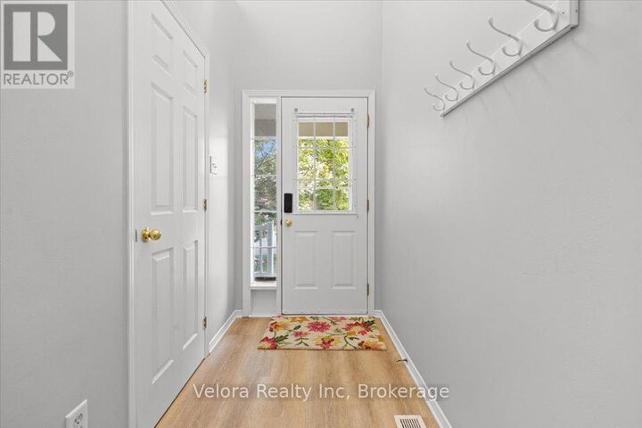 Property Photo: 234 Deercroft Avenue ON K2J 5K1