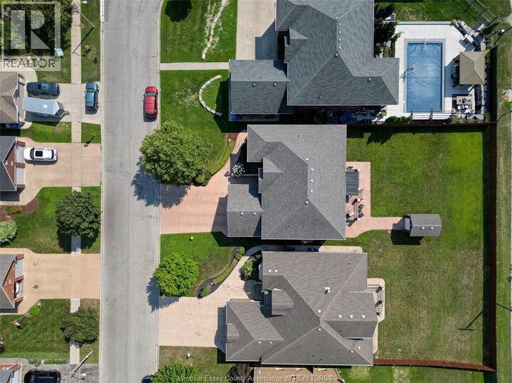 Property Photo:  201 Ellison  ON N8H 5J2 