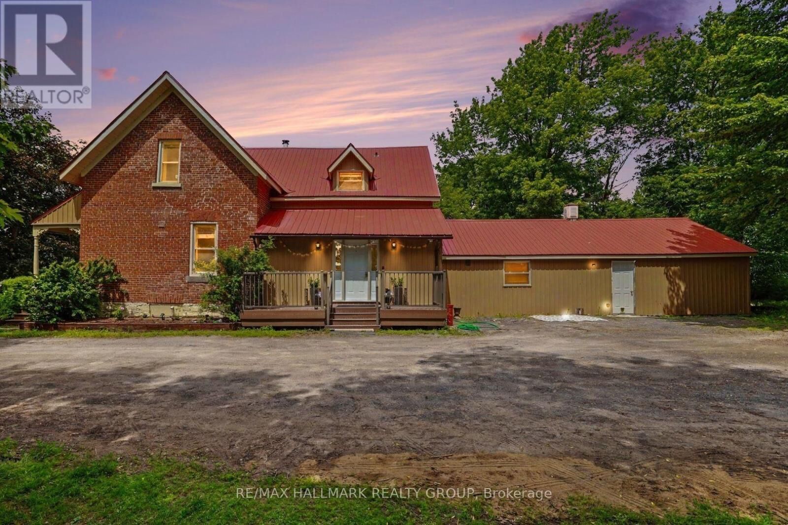 Property Photo:  3548 Woodkilton Road  ON K0A 3M0 