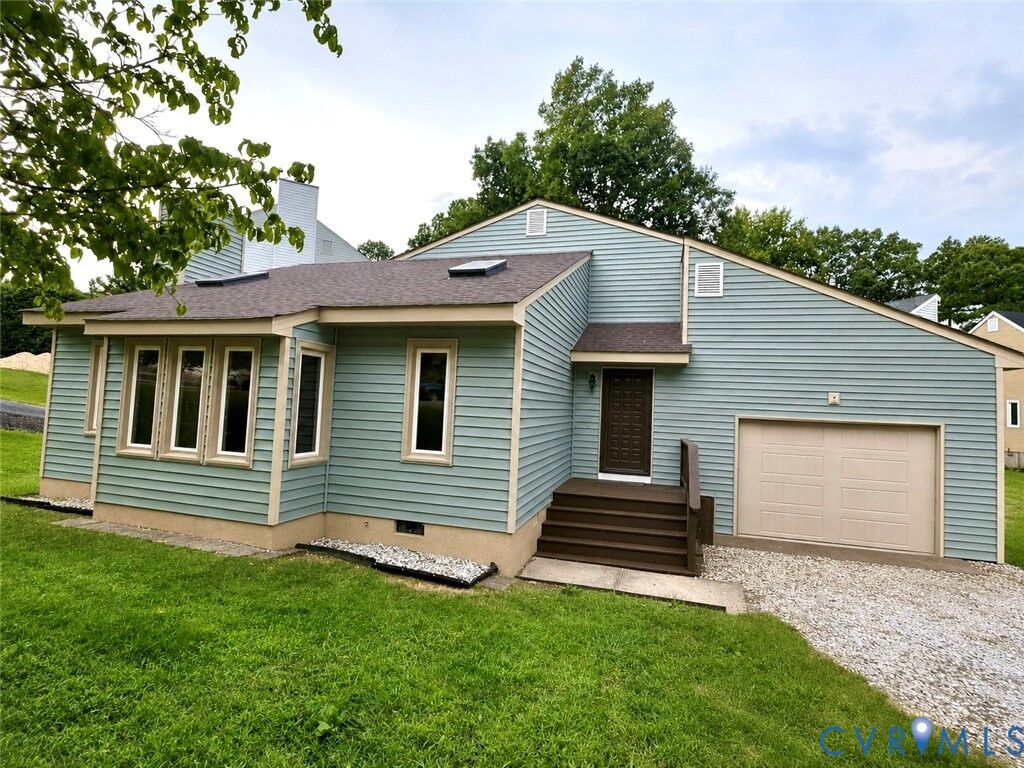 Property Photo:  8207 Skirmish Lane  VA 23111 