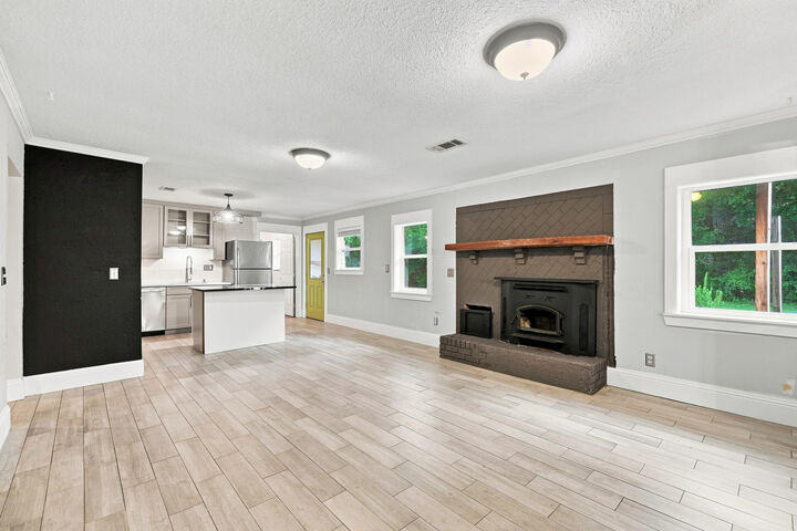 Property Photo:  3174 Earl Kennedy Road  FL 32539 