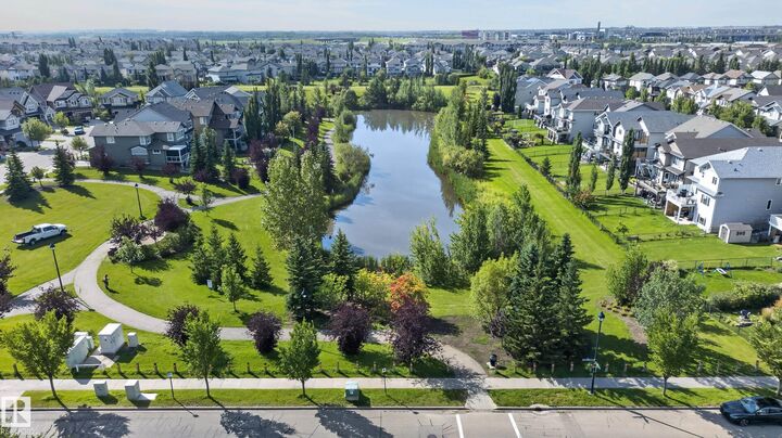 Property Photo:  6008 South Terwillegar Boulevard NW  AB T6R 0K5 
