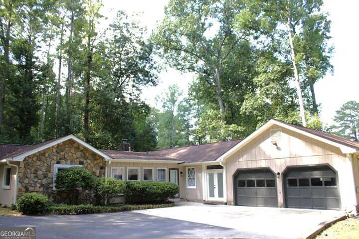 Property Photo:  2996 Jodeco Drive  GA 30236 