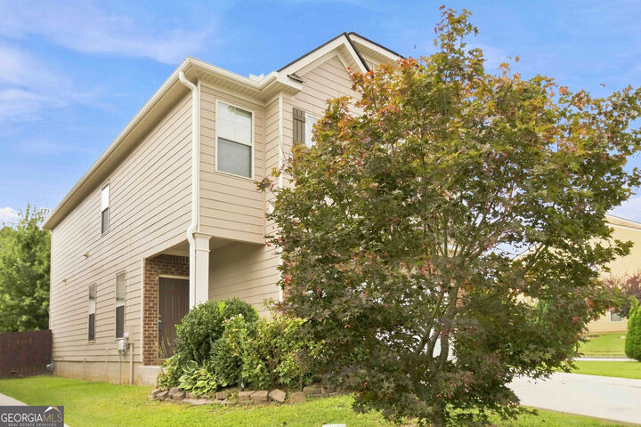Property Photo: 532 Dasheill Lane GA 30349
