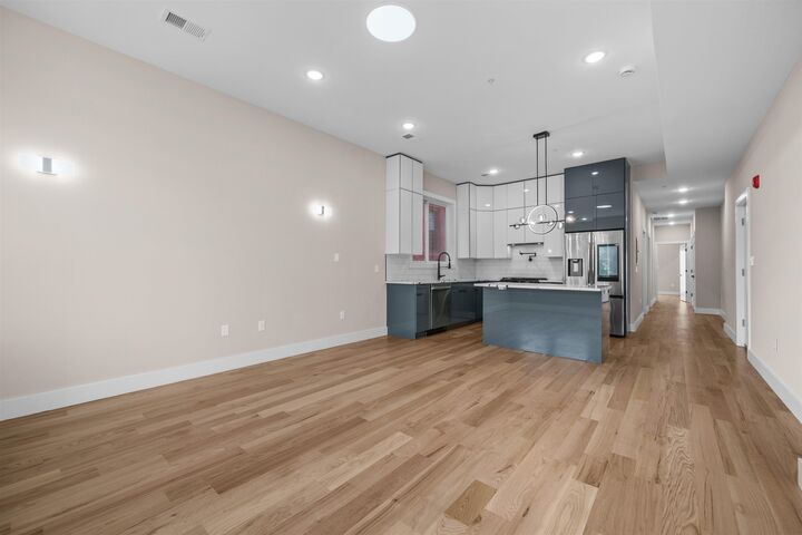 Property Photo: 94 South St 2 NJ 07307