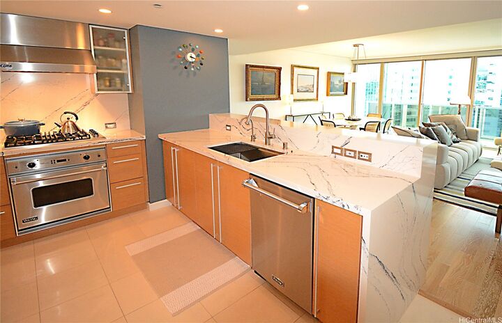 Property Photo:  1177 Queen Street 4408  HI 96814 