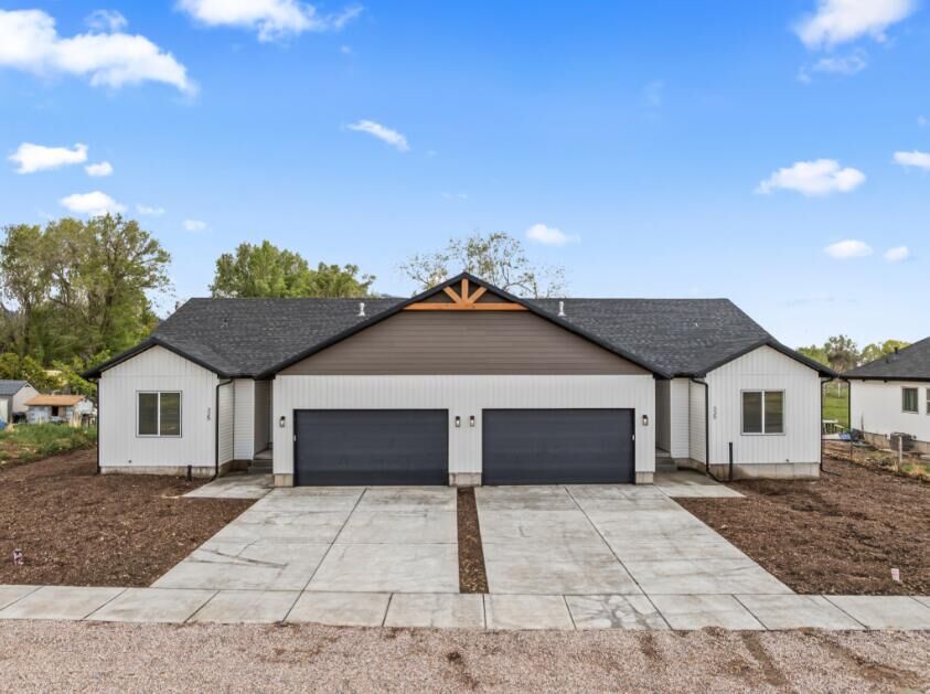 Property Photo: 325 W 400 N & 335 W 400 N UT 84631