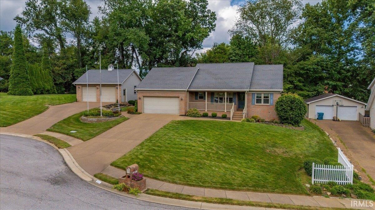 Property Photo: 5666 Cherry Hill Drive IN 47630