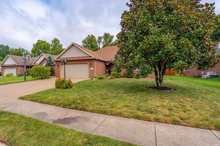 Property Photo:  548 Imperial Drive  IN 47711 