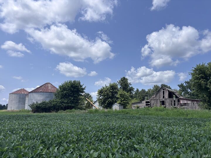 Property Photo:  4436 E County Road 1050 N  IN 47850 