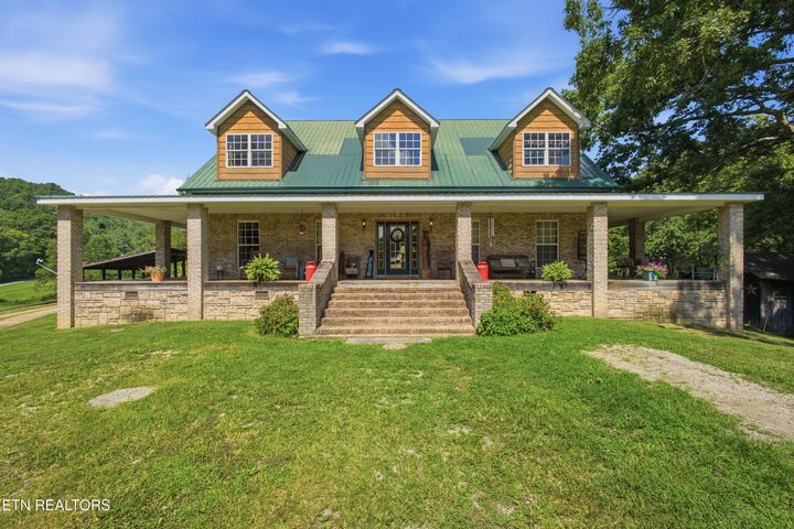 Property Photo:  2020 Deermont Rd  TN 37829 
