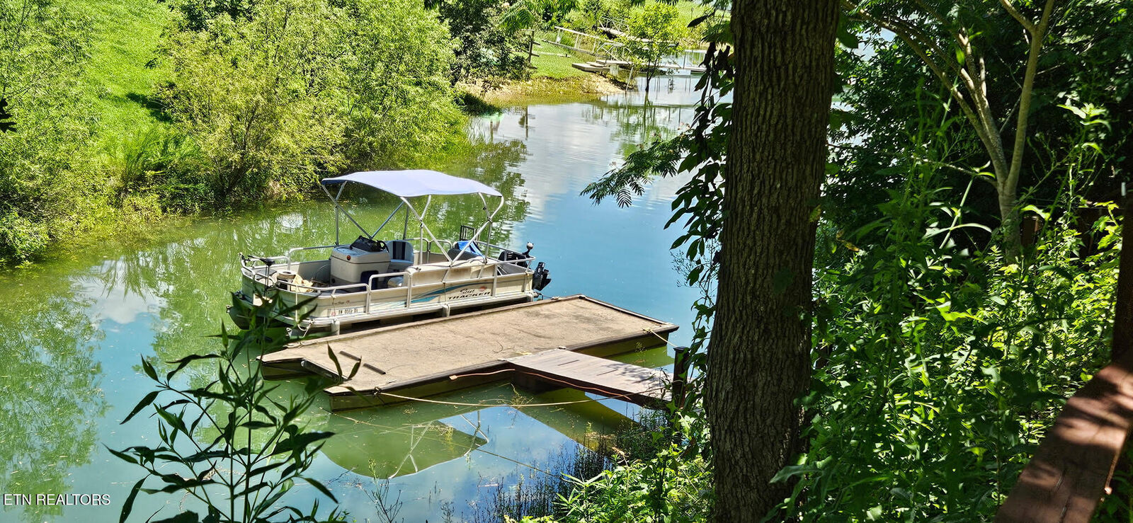 Property Photo:  2064 Kerr Rd  TN 37876 
