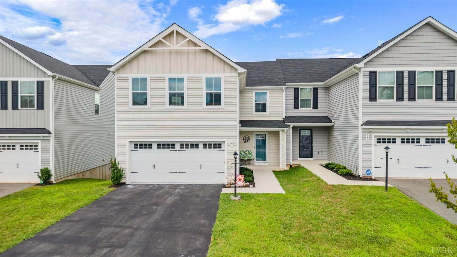 Property Photo:  141 Robinia Road  VA 24501 