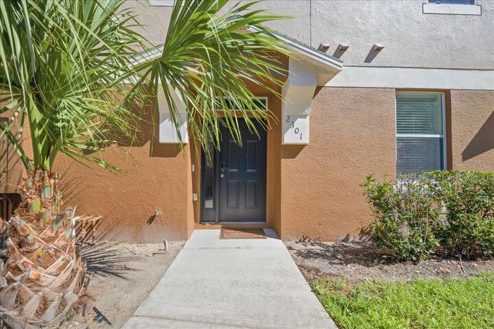 Property Photo:  2301 Betsy Ross Lane Unit A  FL 34769 