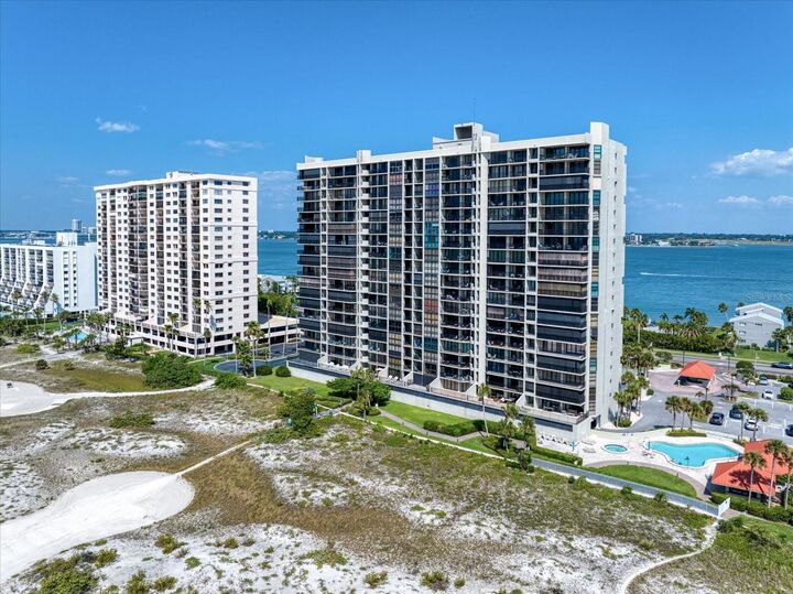 Property Photo:  1290 Gulf Boulevard 2004  FL 33767 