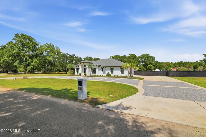Property Photo:  15 Legacy Drive  MS 39466 
