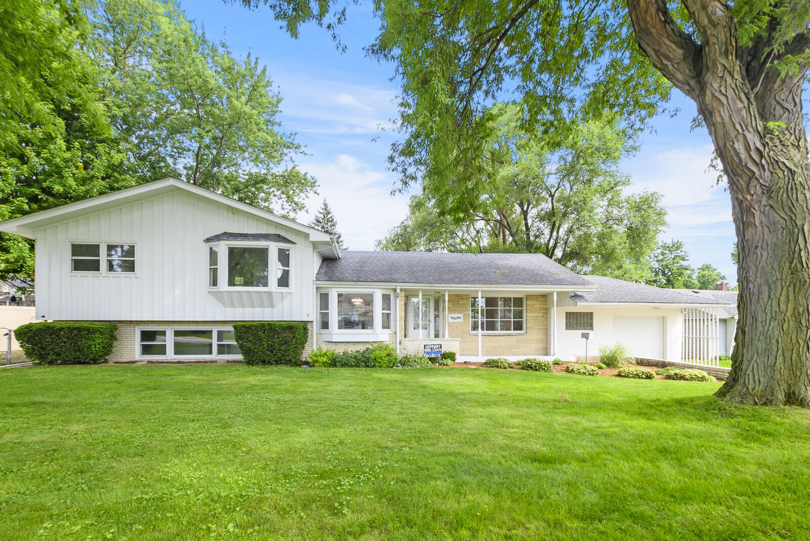 Property Photo:  4915 Spring Road  IL 60453 