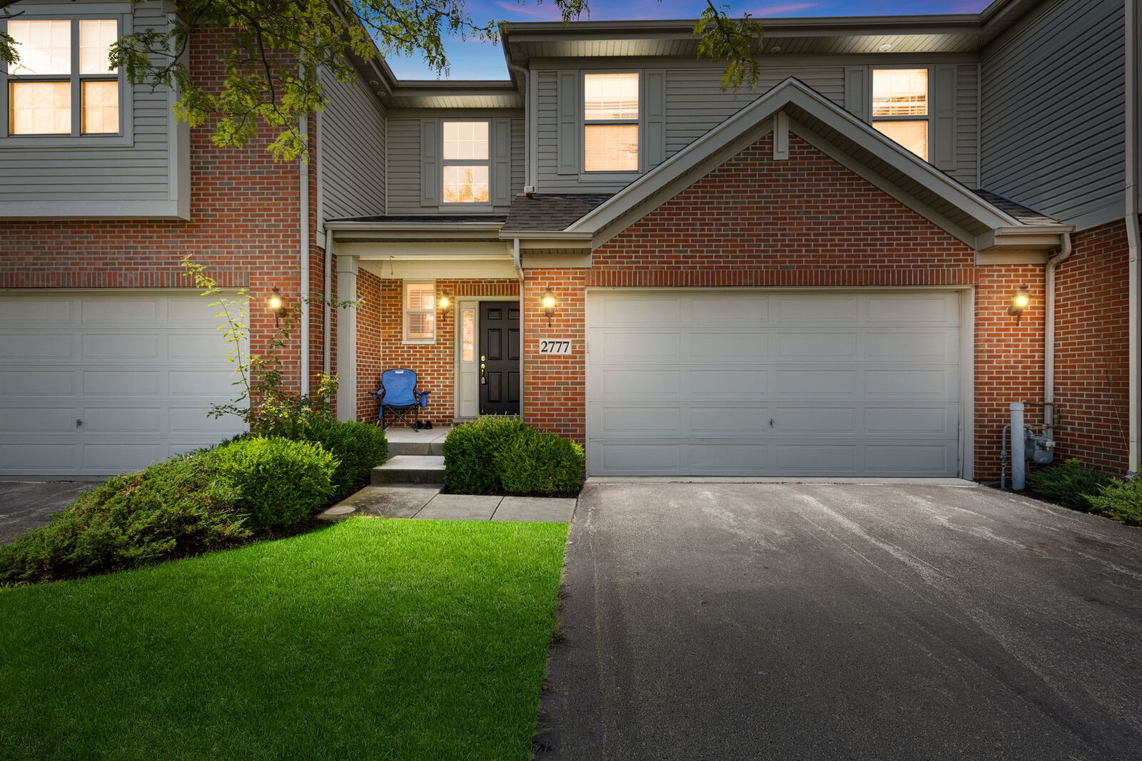 Property Photo: 2777 Blakely Lane IL 60540