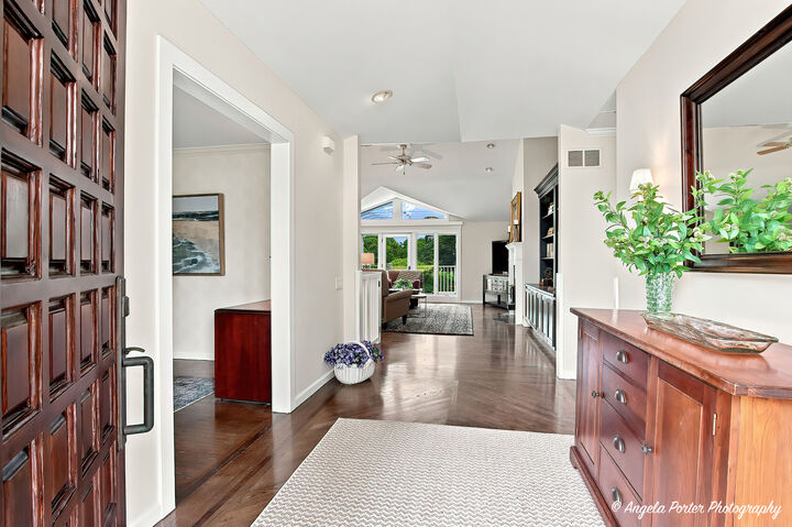 Property Photo:  1110 Lake Shore Drive N  IL 60010 