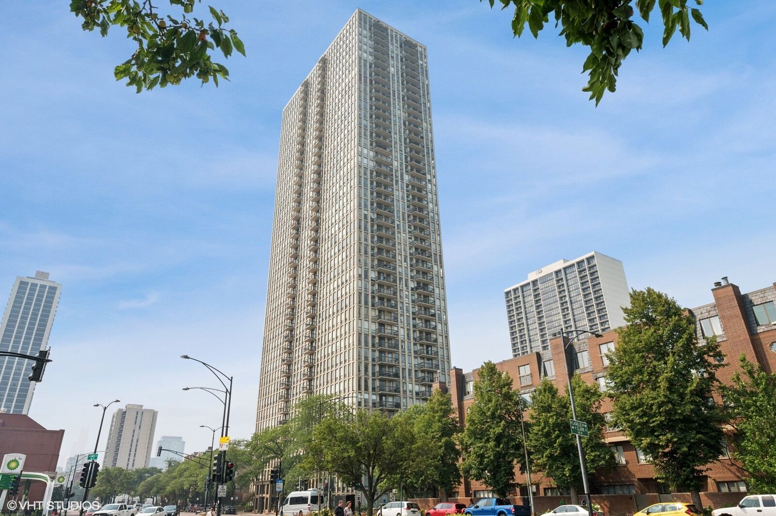 Property Photo: 1660 N La Salle Drive 2809 IL 60614